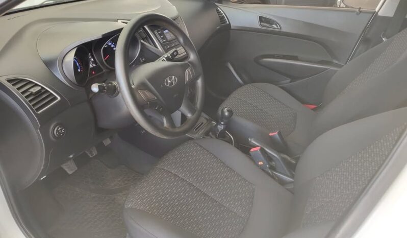 Hyundai HB20 completo