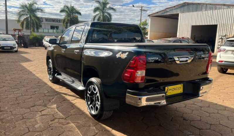 Toyota Hilux completo