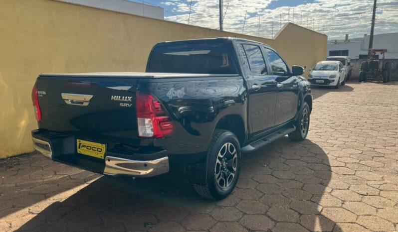 Toyota Hilux completo