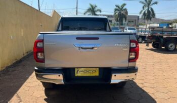 Toyota Hilux completo