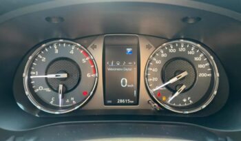 Toyota Hilux completo