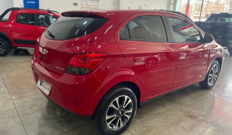 Chevrolet Onix completo