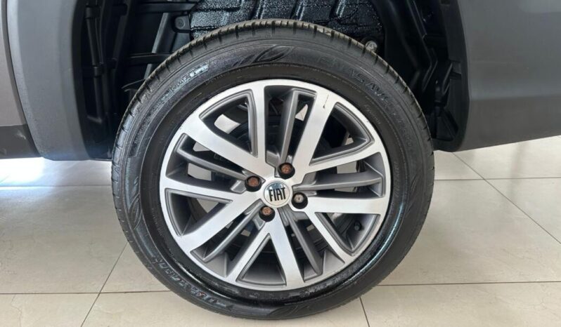 Fiat Strada completo