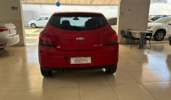 Chevrolet Onix completo