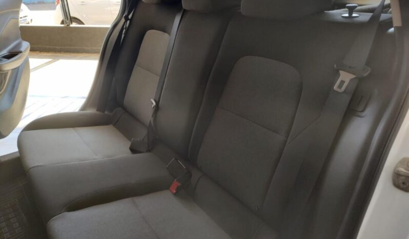 Chevrolet Onix completo