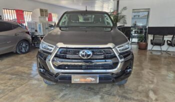 Toyota Hilux completo