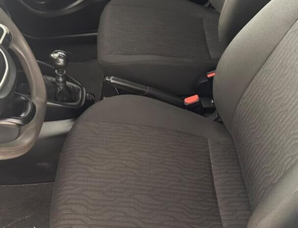 Fiat Cronos completo