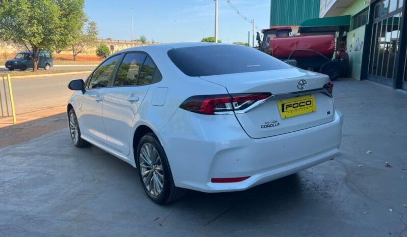 Toyota Corolla completo