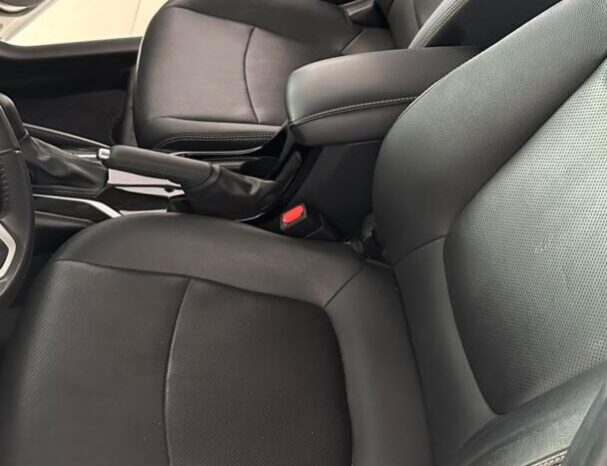 Toyota Corolla completo