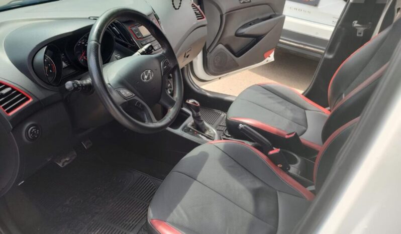 Hyundai HB20 completo