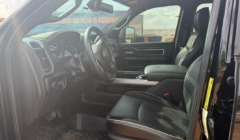 RAM Laramie completo