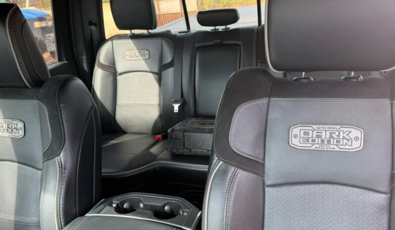 RAM Laramie completo