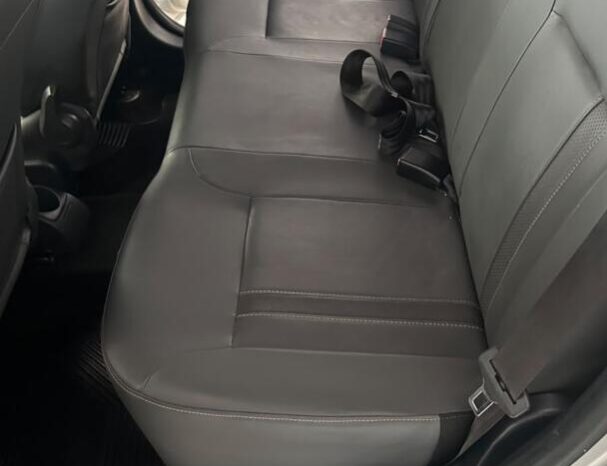 Renault Sandero completo