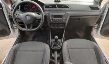 Volkswagen Voyage completo