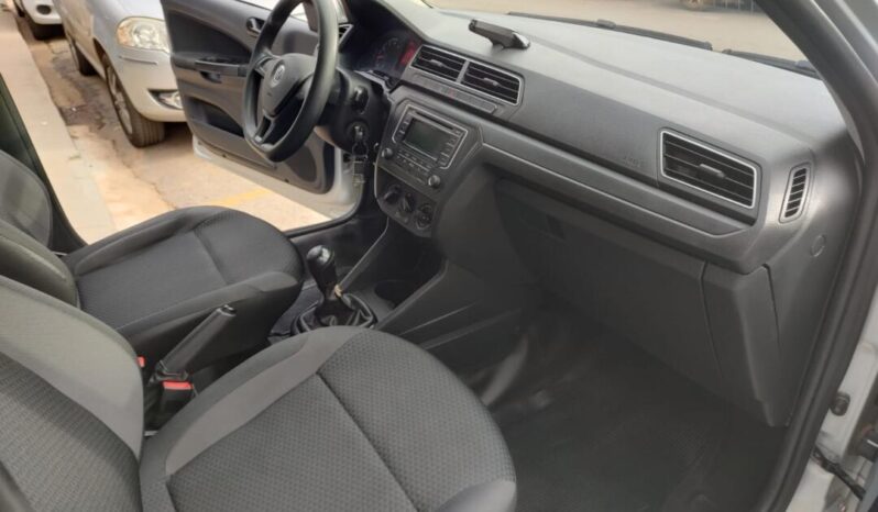 Volkswagen Voyage completo
