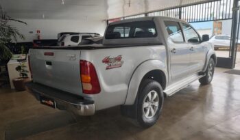 Toyota Hilux completo