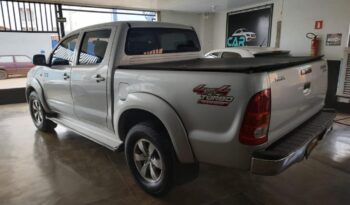 Toyota Hilux completo