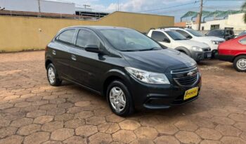 Chevrolet Onix completo