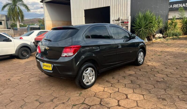 Chevrolet Onix completo