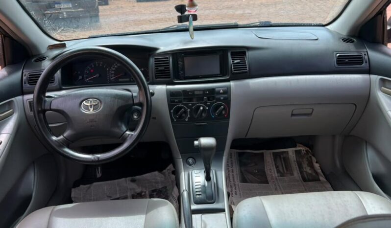 Toyota Corolla completo